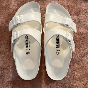 Birkenstock Arizona Essentials Sandal